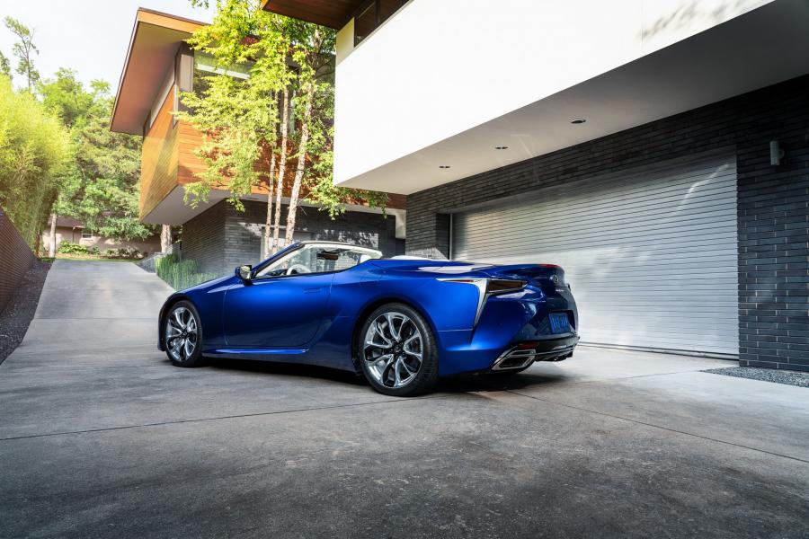  Lexus LC500 Convertible Regatta Edition 2020 года  (NA) (фото 8 из 51)